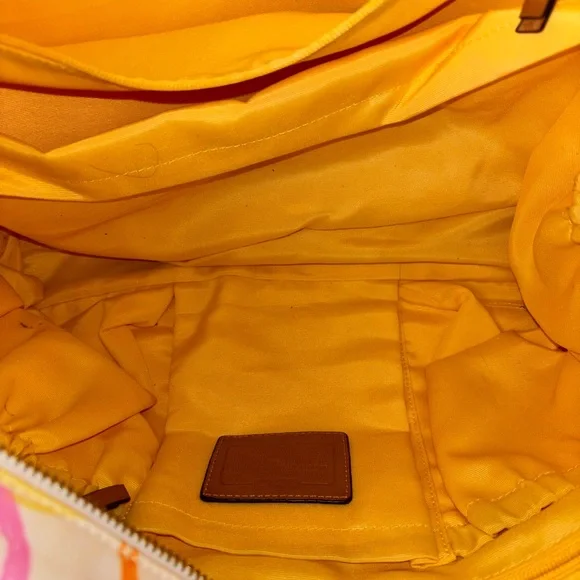 Coach Multicolor Coach Hampton Scribble Signature Tote Bag - Picture 12 of 14